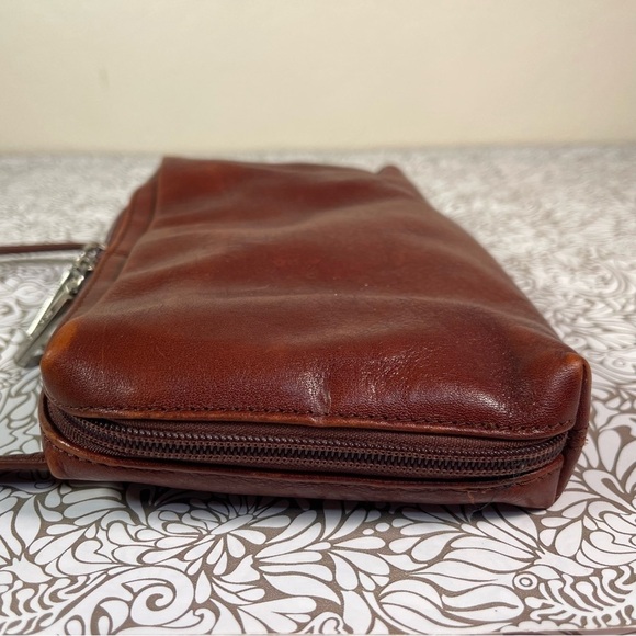 HOBO International Crossbody leather bag/orginizer - Picture 3 of 15